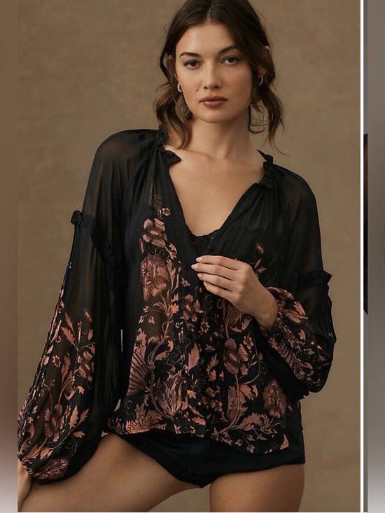 Anthropologie Tops - New Anthropologie Florence Balducci Pintuck Blouse Floral black motif Small